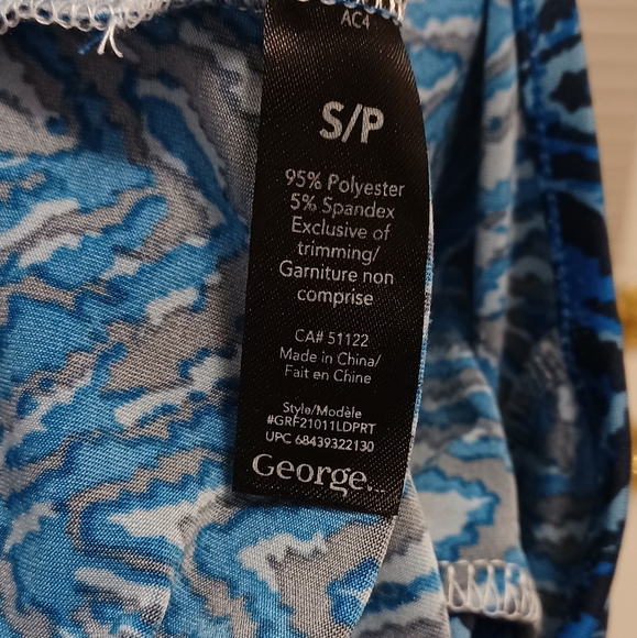 $4 Add-on Blue Cowl Neck Top - Size Small - Picture 8 of 8